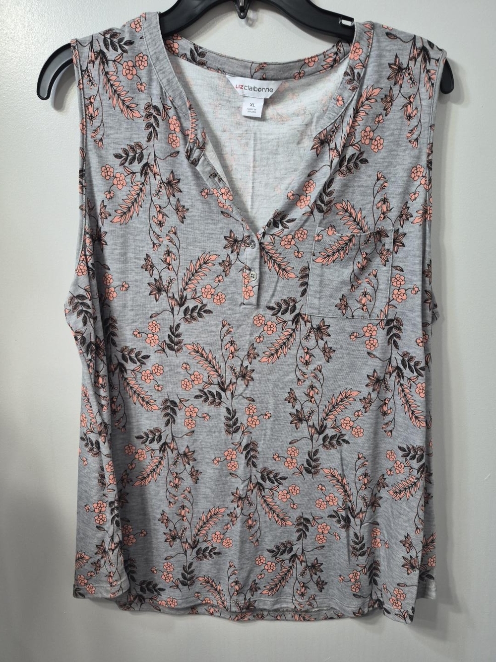 Liz Claiborne Gray Sleeveless V-Neck Top with Pink Floral Print